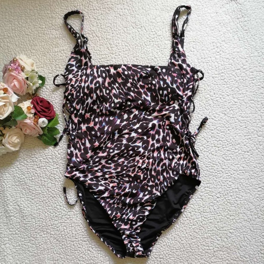 Sanctuary Women’s Printed One-Piece Swimsuit in Multi Color, Size L